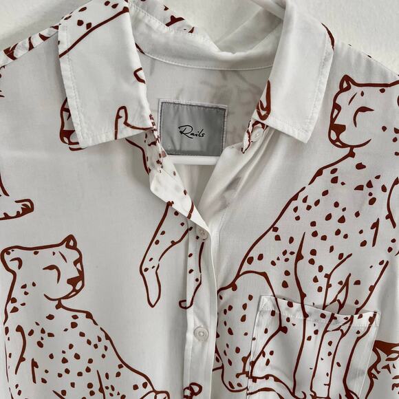 Rails Button Down Shirt Womens Size XS White Ivory Kathryn Camel Jungle Cats - Picture 2 of 10